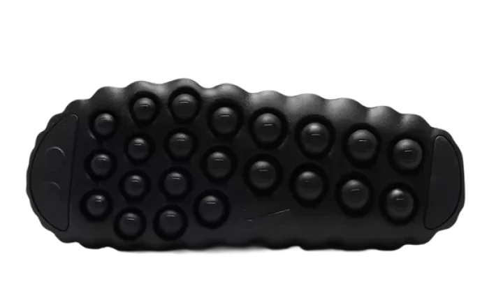 Nike Mind 001 Slide Triple Black – perforowana cholewka z pianki