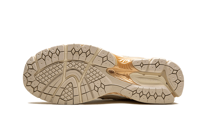 New Balance 2002R Protection Pack Sandstone Turtledove - NOISEPLUG