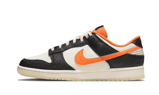 Nike Dunk Low PRM Halloween (2021) - NOISE PLUG