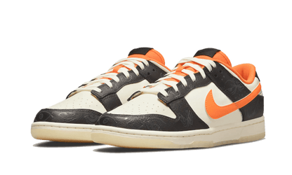 Nike Dunk Low PRM Halloween (2021) - NOISE PLUG
