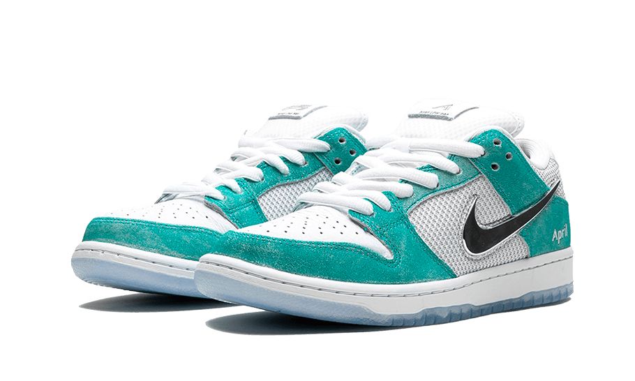 Nike SB Dunk Low April Skateboards - NOISEPLUG