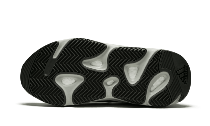 Yeezy 700 Salt - NOISE PLUG